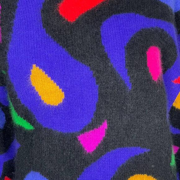 Vintage Rafaella Women's Angora and Lambswool Blend Abstract Sweater Size Medium - Picture 6 of 8